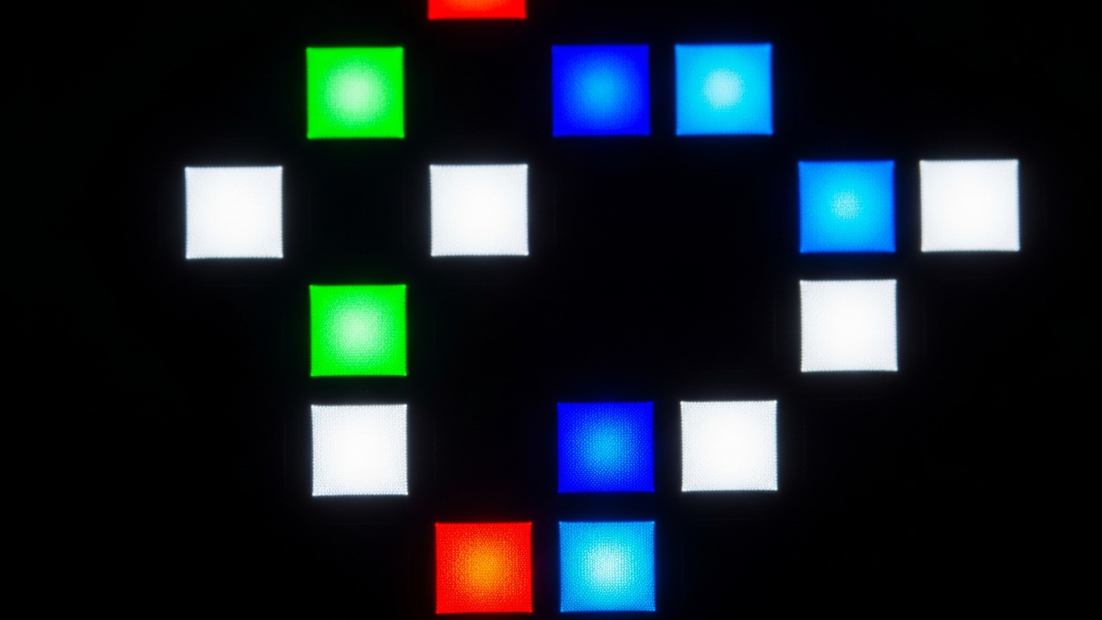 פיקסלי OLED מאירים - תמונה מקרוב של פיקסלים במסך OLED המדגימה את פליטת האור העצמאית של כל פיקסל.